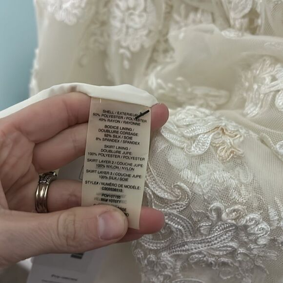 ALICE+OLIVIA Rora Lace Overlay Pouf Mini Cocktail dress in Ivory - Picture 9 of 12